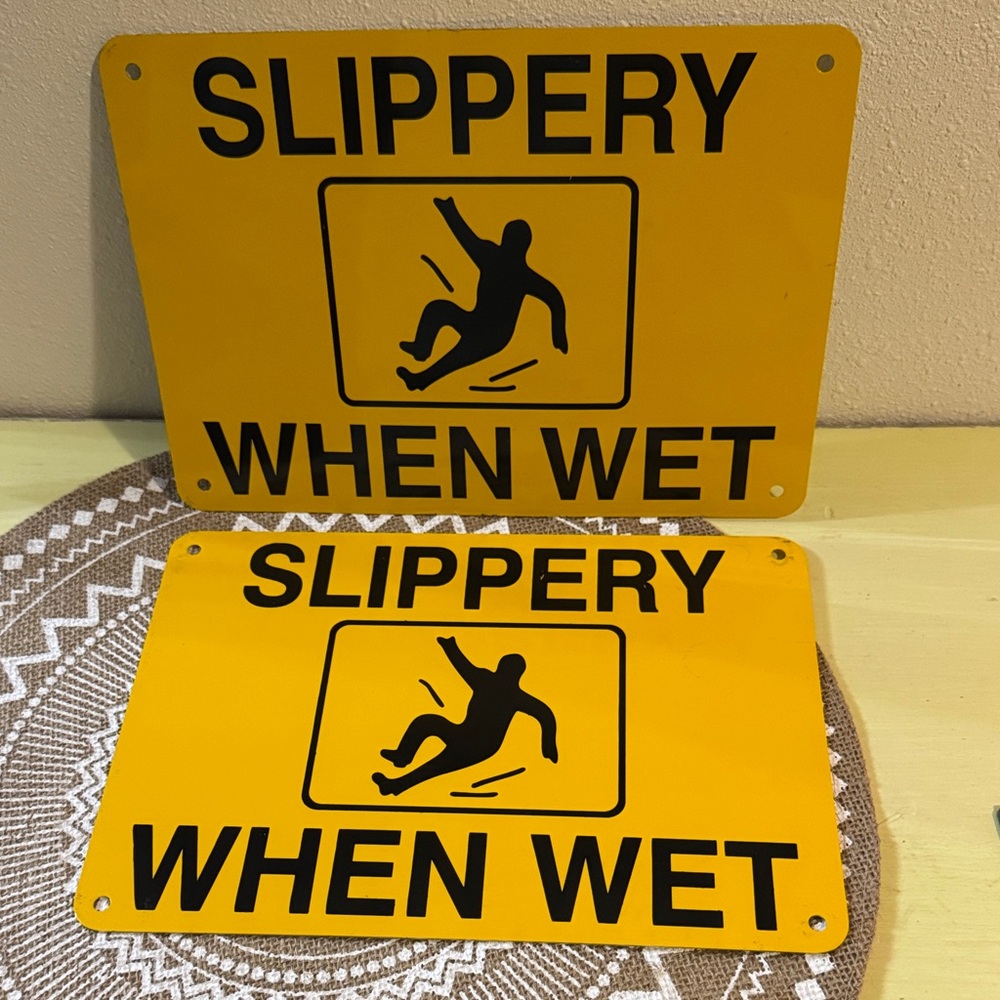 Metal ‘Slippery When Wet' Safety Warning Sign like new bundle of 2